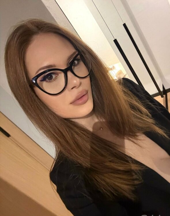 Screenshot_20251205-103716_Samsung Internet.jpg